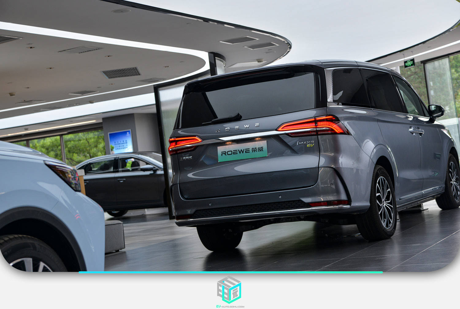 实拍荣威imax8 ev:7座纯电动mpv,续航一般