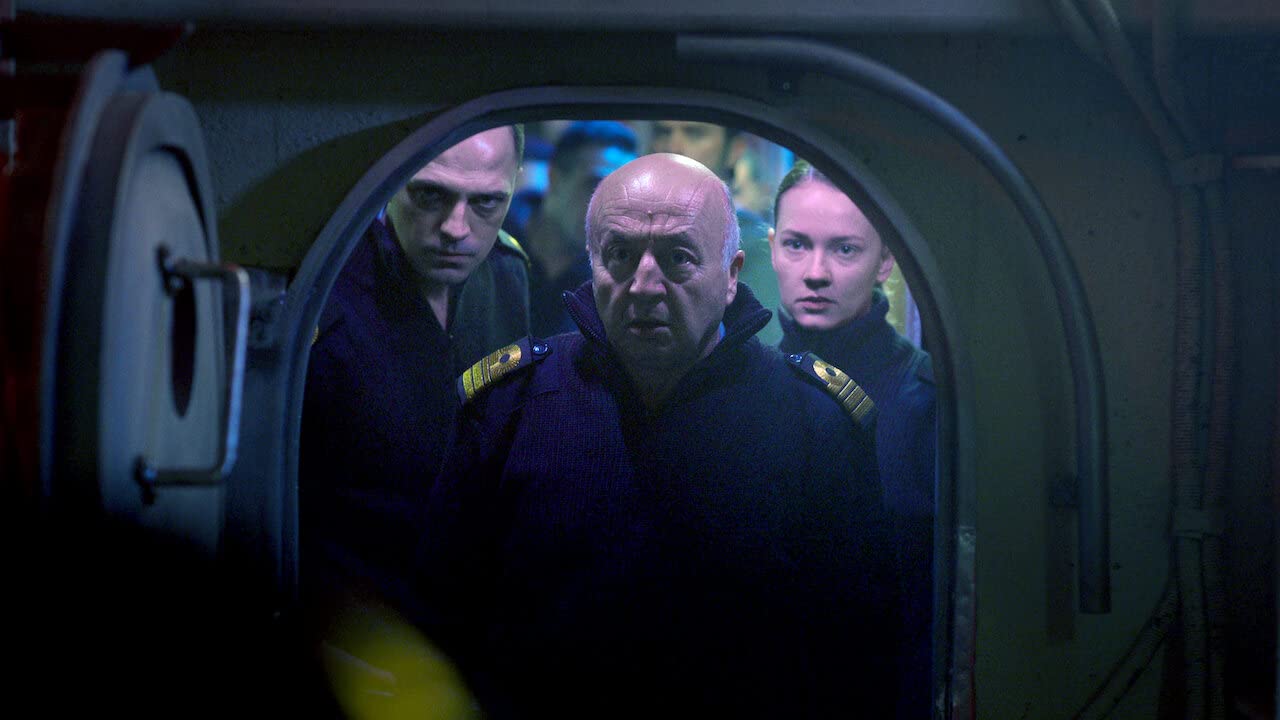 上天入海躲太阳，网飞这两部脑洞神作，值得追一下