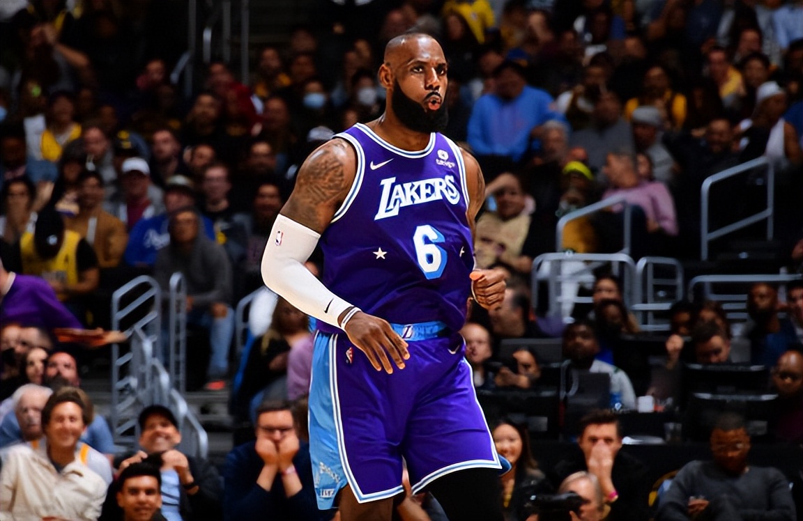 nba 哪些球員不能被交易（只要自己不走，球隊(duì)就絕不會(huì)交易！NBA現(xiàn)役僅4位是“非賣品”）