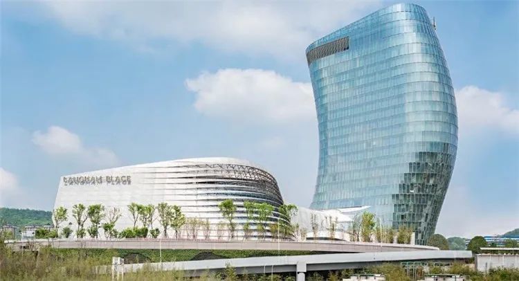 2021年中国十大丑陋建筑来了，到底谁最丑？