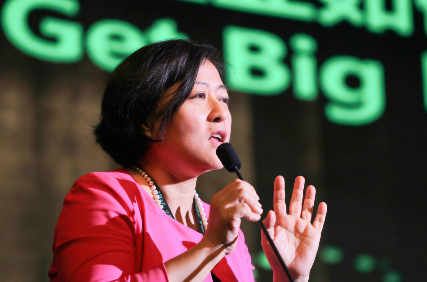 腾讯刚上市之时,徐新曾买下500万股票,如今她已经赚到了几十亿