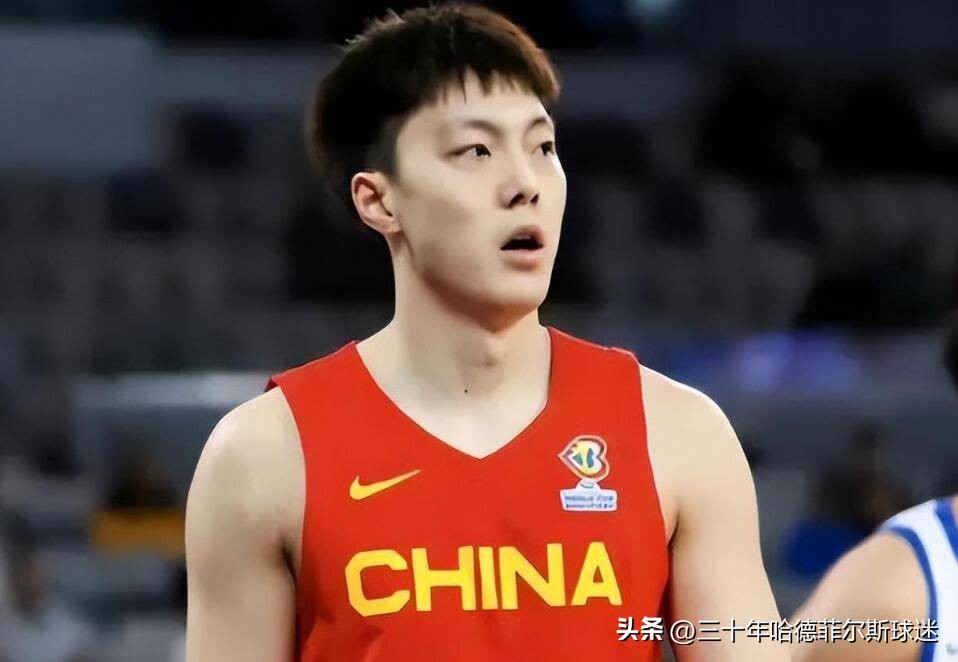 胡明軒為什么還可以打cba（這才是中國(guó)男籃重用胡明軒的原因，原來(lái)是這幾件事造成的）