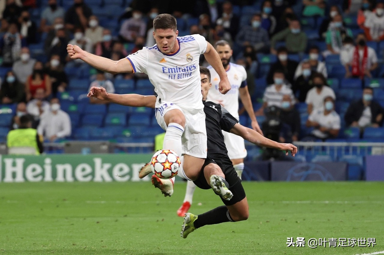 皇马即将敲定约维奇（皇马离队第4人敲定：6300万引进，0转会费送走，亏本买卖）