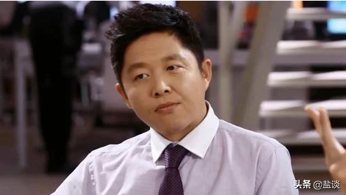 重看《何以笙箫默》，很多人都迷何以琛，而我看到了“丑男”老袁