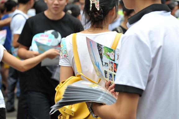 重庆这三所大学毕业证一文不值，被官媒点名曝光，家长报考需谨慎