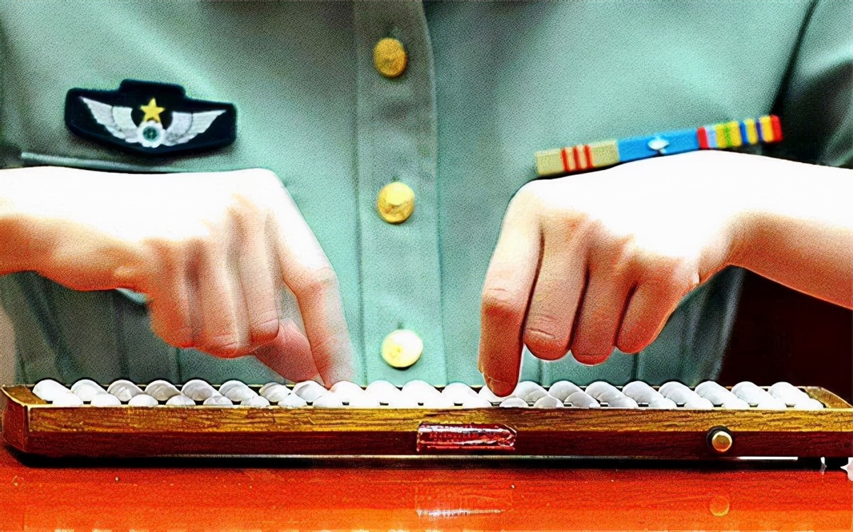 当年，那个被特招入伍，学费由国家承担的8岁特种兵，后来怎样了