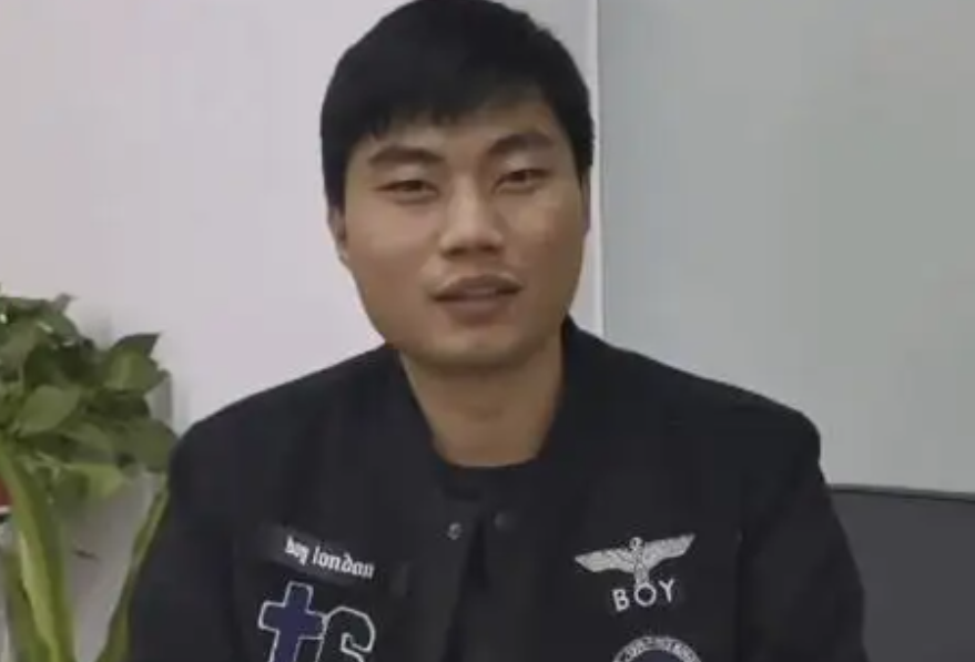 90后博士左鹏飞：毕业就年薪201万，阿里腾讯抢着要，有何特殊？