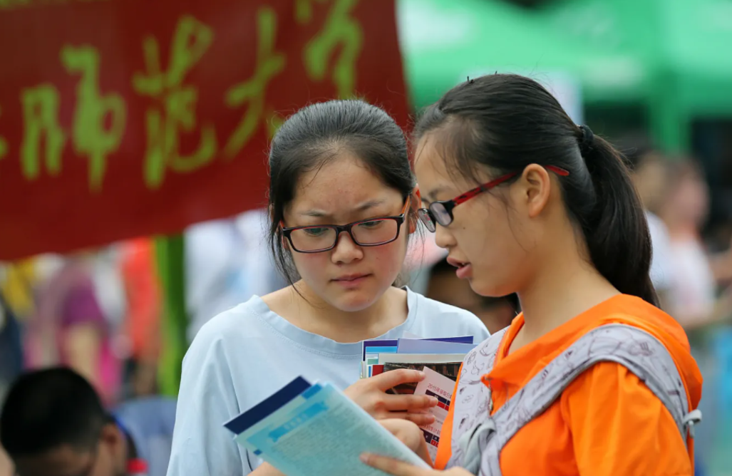 辽宁高校前十榜单出炉，大连理工实至名归，其中有你的学校吗