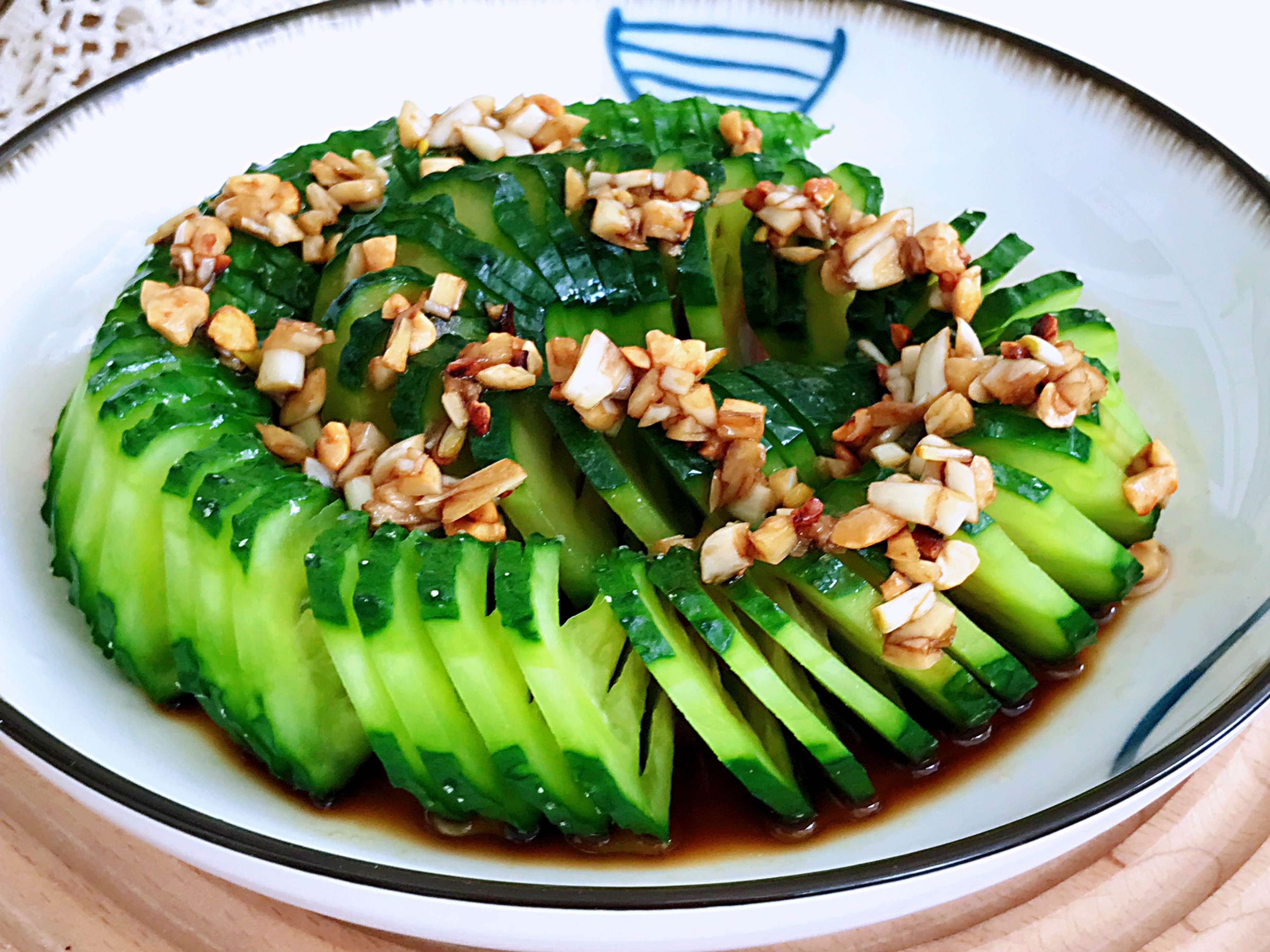 【蓑衣黄瓜】做法步骤图 清脆营养 滋补不上火-起舞食谱网