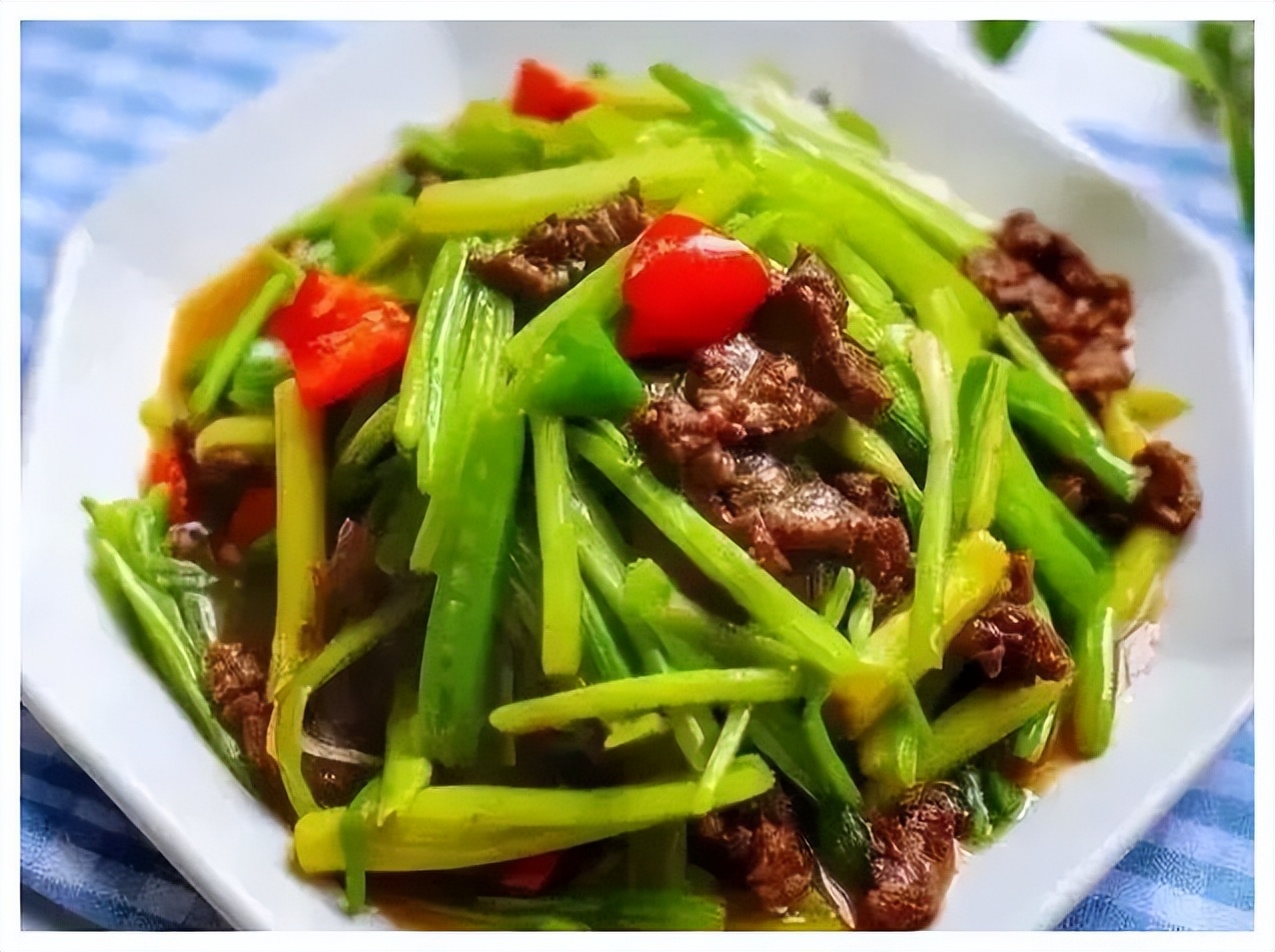 40余款菜肴推荐，家常味道不输饭店，做法简单一学就会，值得尝试