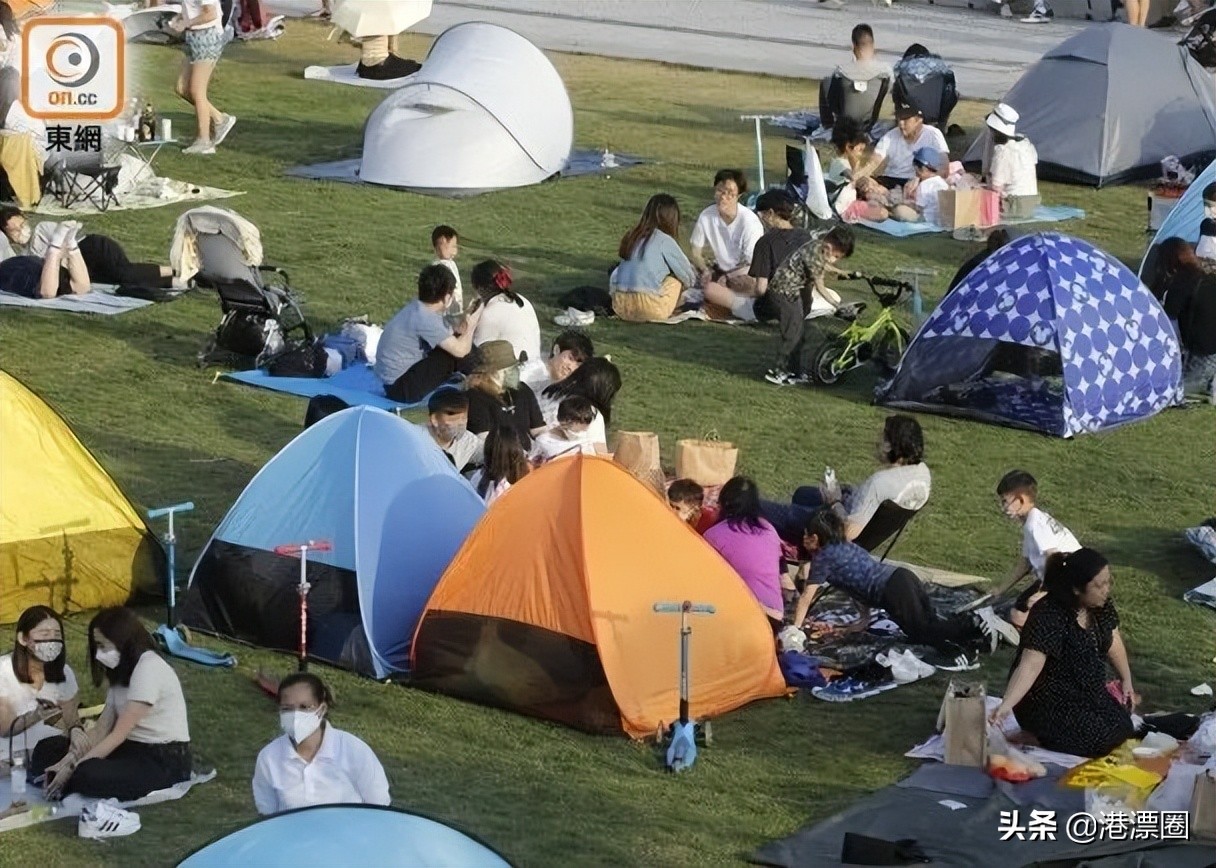 2021复活节是几月几日(现场直击！香港小长假现在有多热闹)