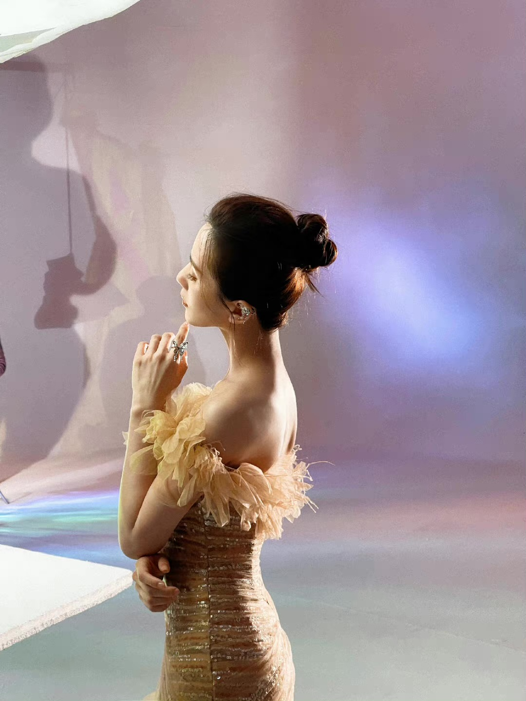 刘亦菲罕见自拍营业？拍得不错下次不准再拍了