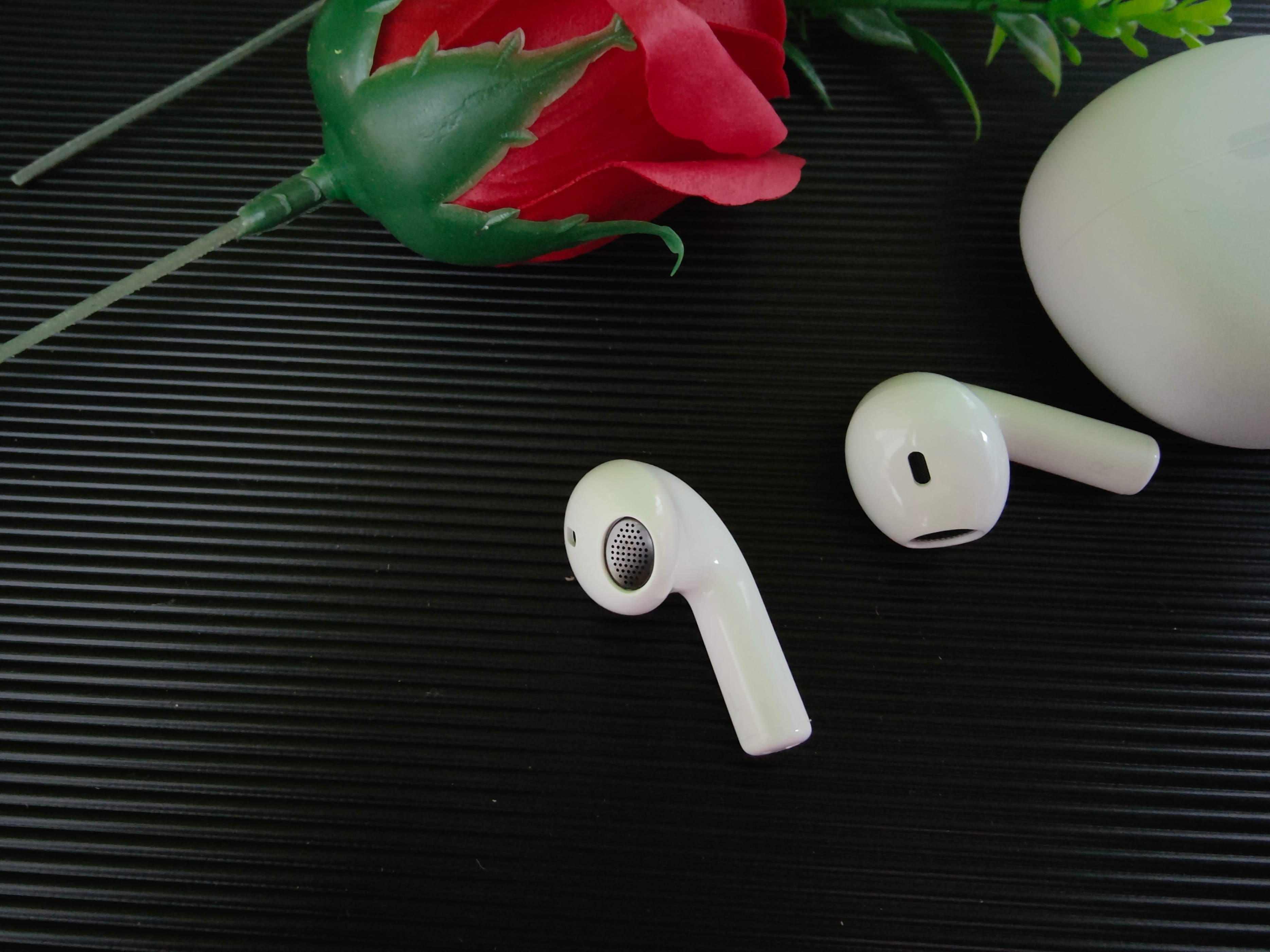 搭载全新蓝牙5.3技术的QCY AilyPods，售价竟是百元级别