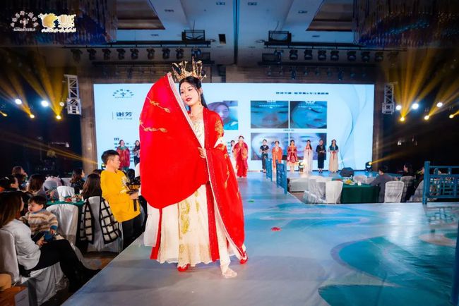 了不起的我们，肤诗华娜2021长沙年会盛典圆满落幕