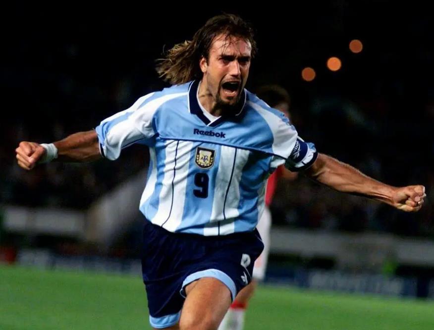 巴蒂斯图塔的评价(巴蒂斯图塔我心中的永远的战神,英雄迟暮,绿茵场上