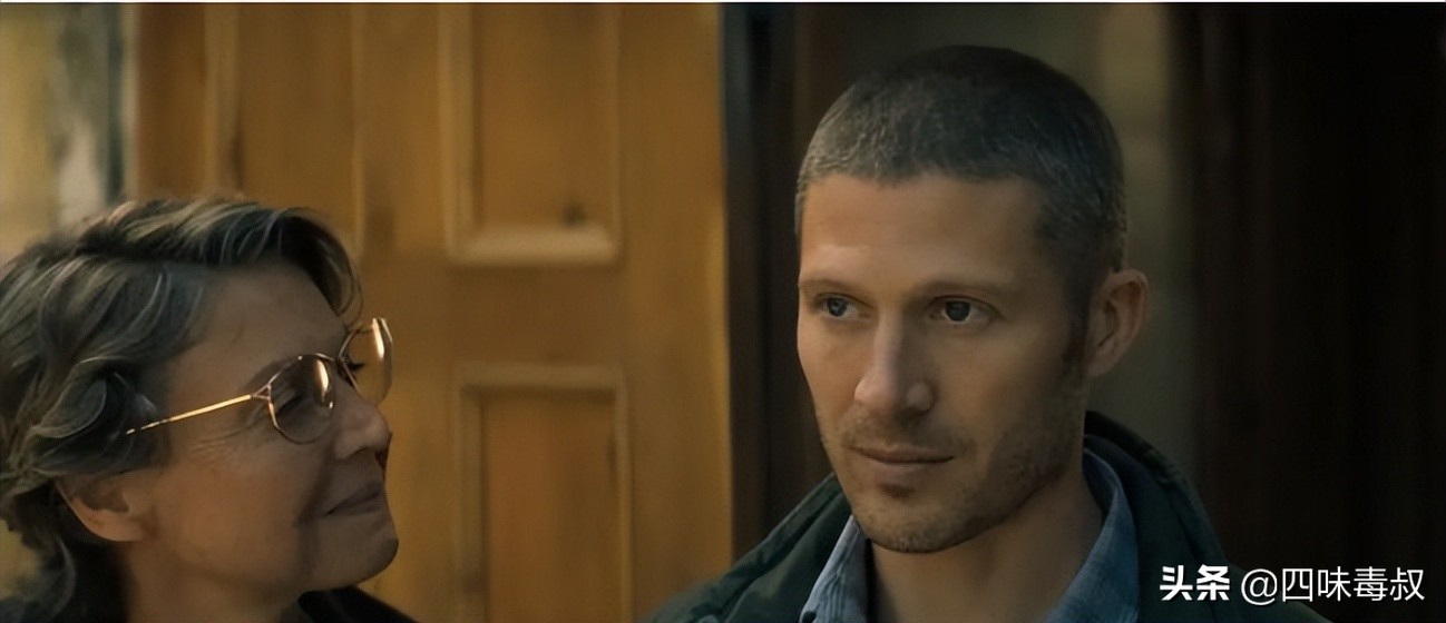 男主还没剧终就死了？！《午夜弥撒》说了个啥？