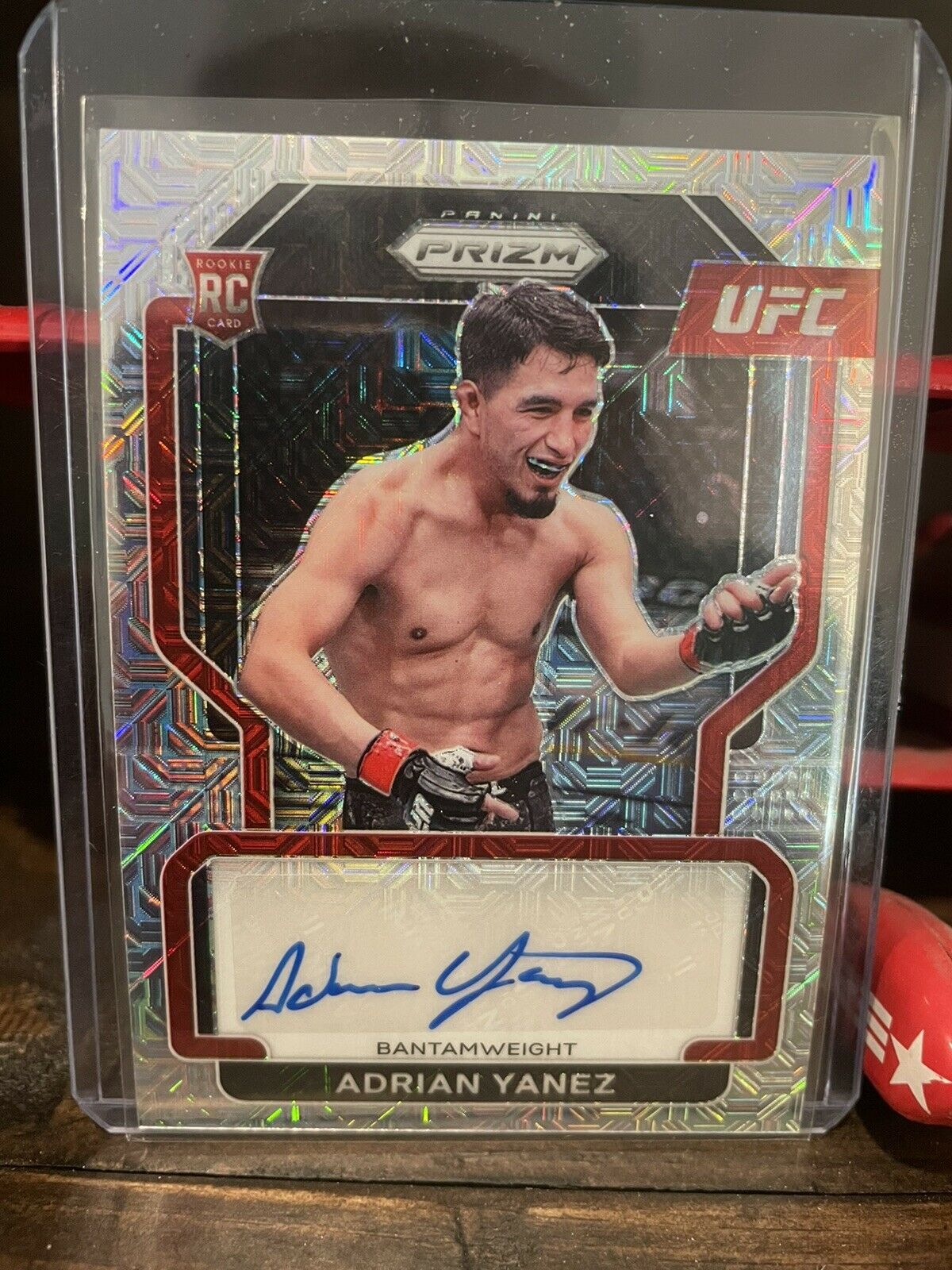 prizm2022世界杯(RC选手能力值测评！2022 Panini Prizm UFC MMA Cards)