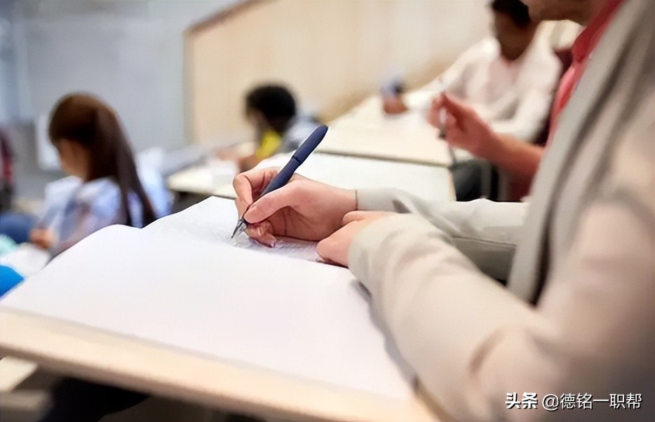 「报考必看」2022成人高考怎么报名？报名步骤？