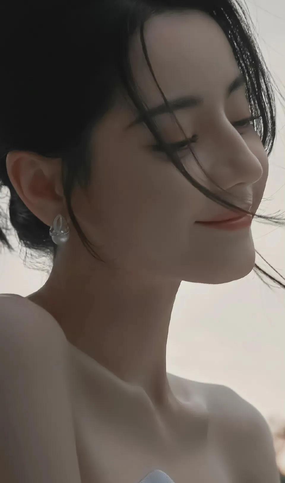 盘点热巴惊为天人的造型，每张图都撩动了我的心巴