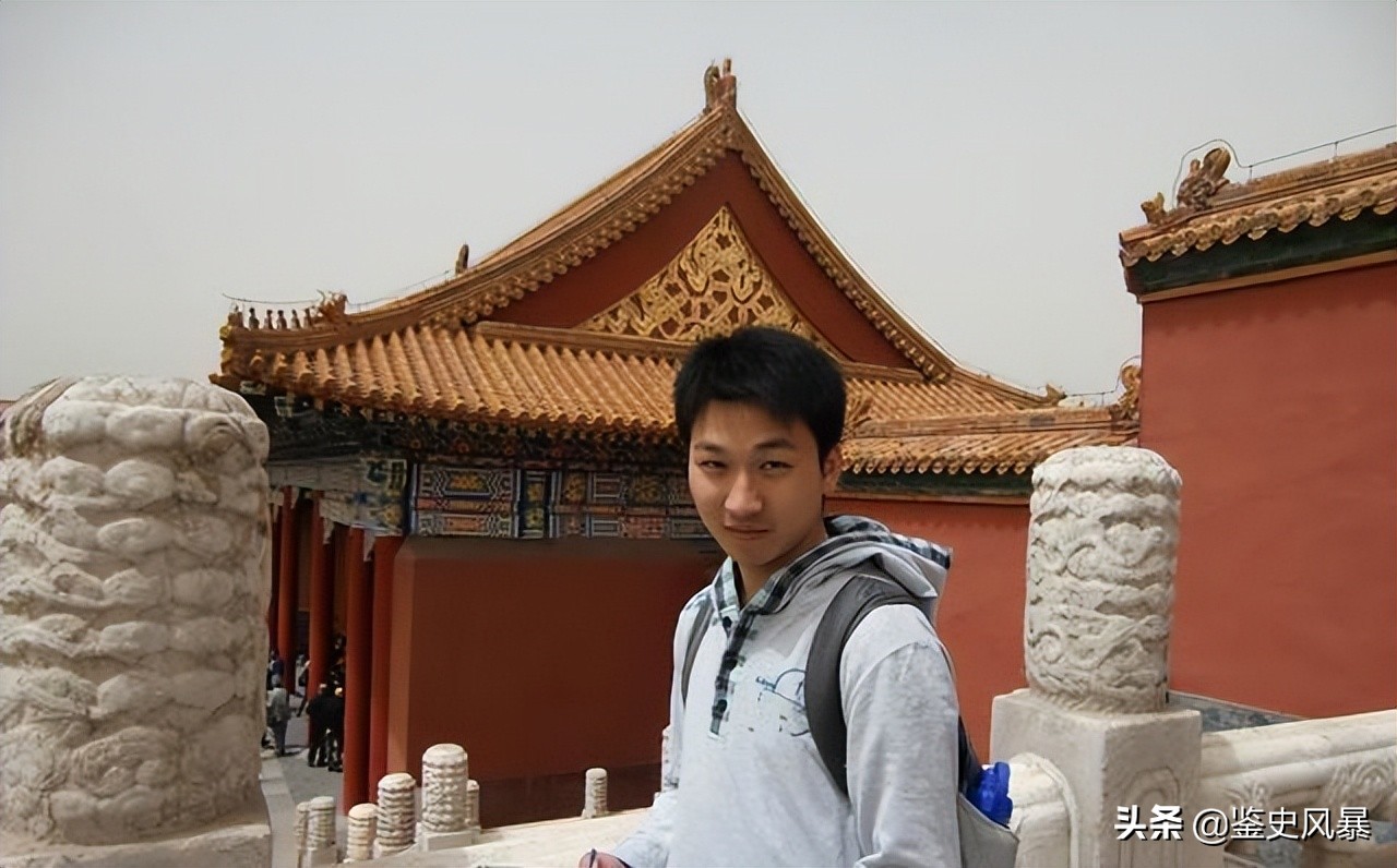 郑才千:19岁成记忆大师,赌场2小时赢60万,人大毕业多年才找到理想