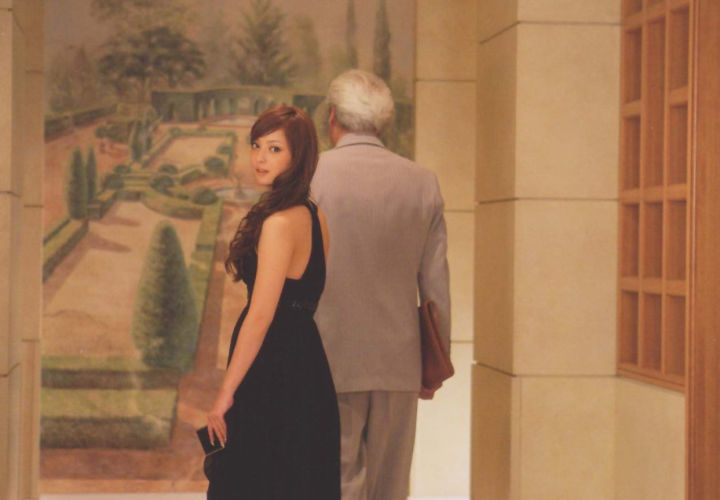 JK成瘾、拍片合法，日本风俗如何渗透女高中生？「亚洲怪物28」