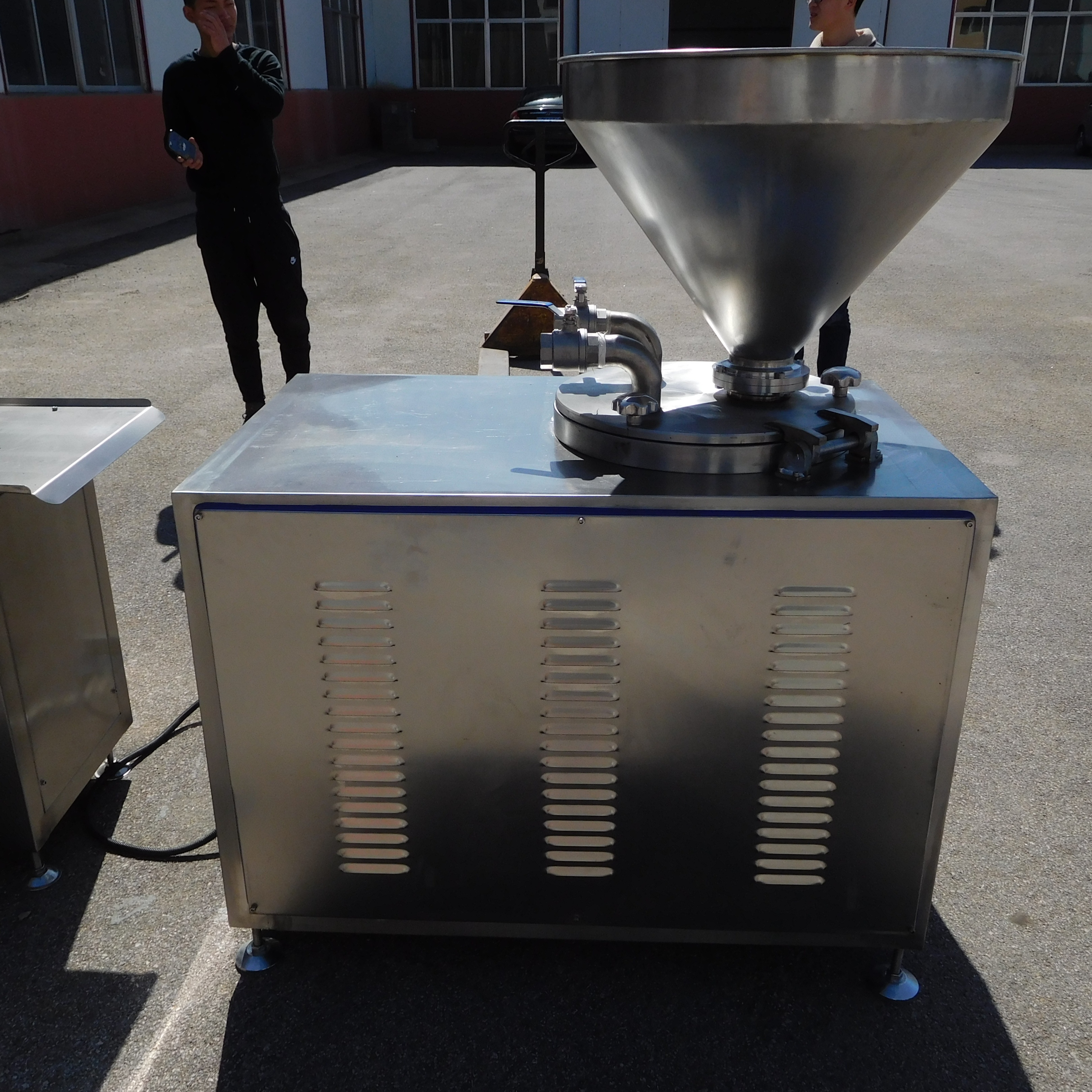 水晶皮冻灌肠机 猪肉肠灌肠机 全自动液压灌肠机