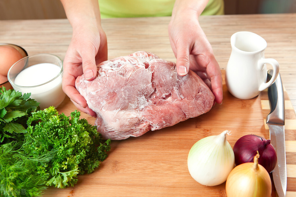 冰箱里的肉，冻多久就不能吃了？吃了会对身体有啥影响？