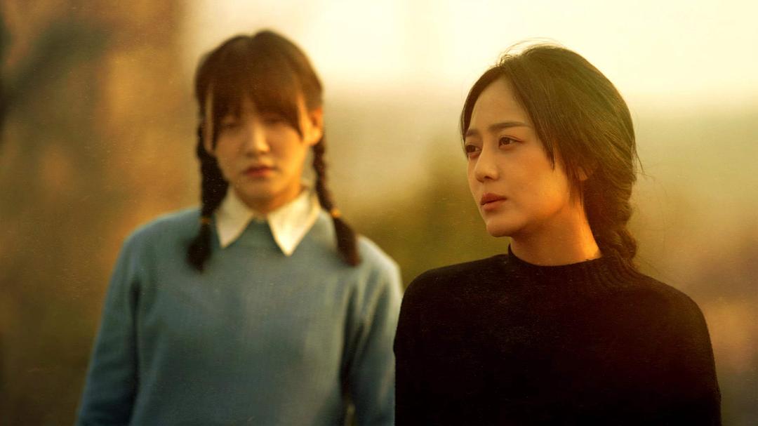 首播4小时就拿下飙升榜第二名，悬疑片《远山淡影》凭啥这么横？