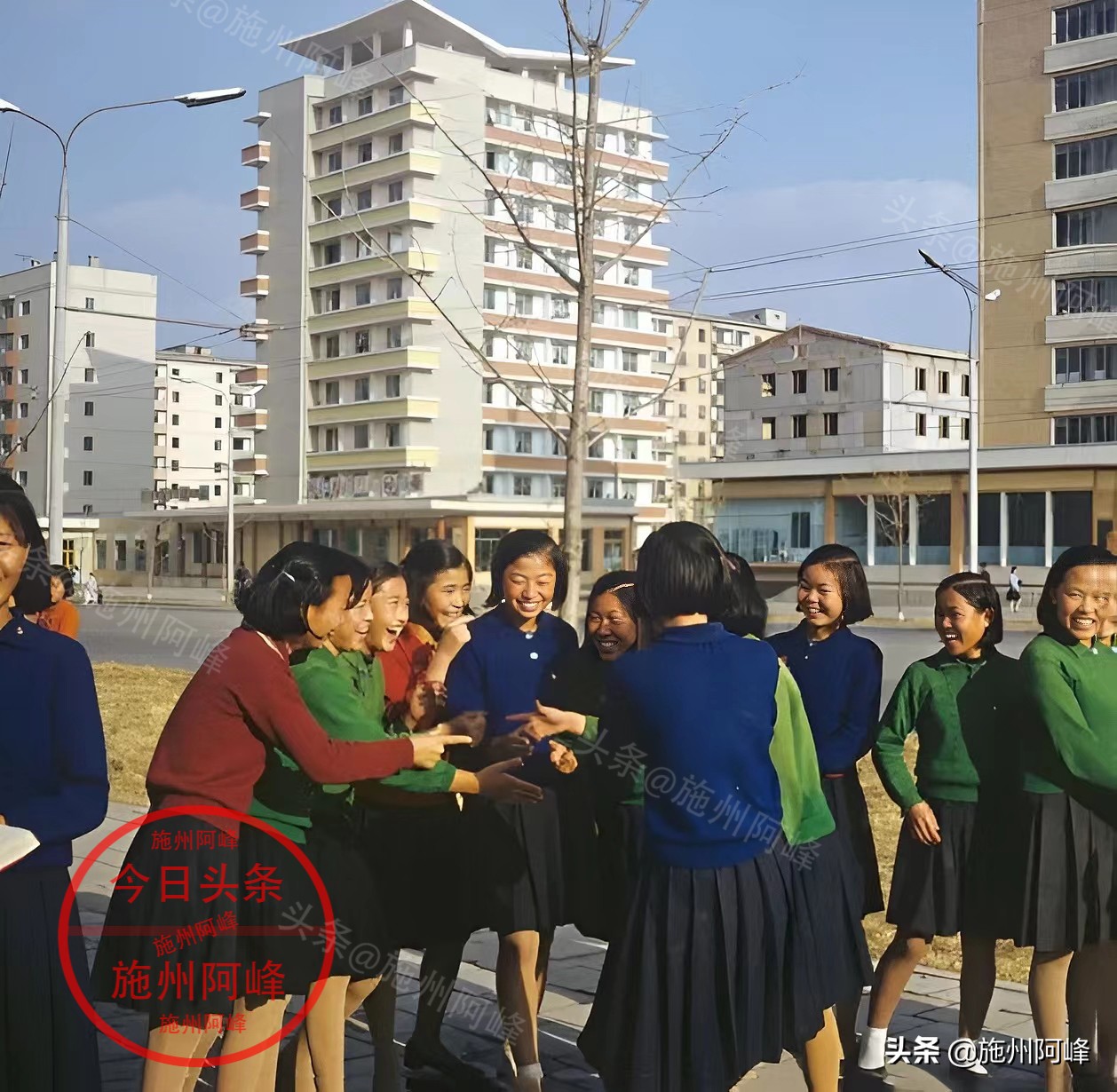 老照片：1992年代言日本清酒广告的王祖贤，邓丽君年轻时候的照片