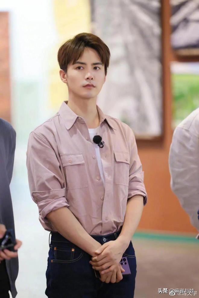 黄晓明不带娃被嘲？金晨再爆姐弟恋？马天宇回归？