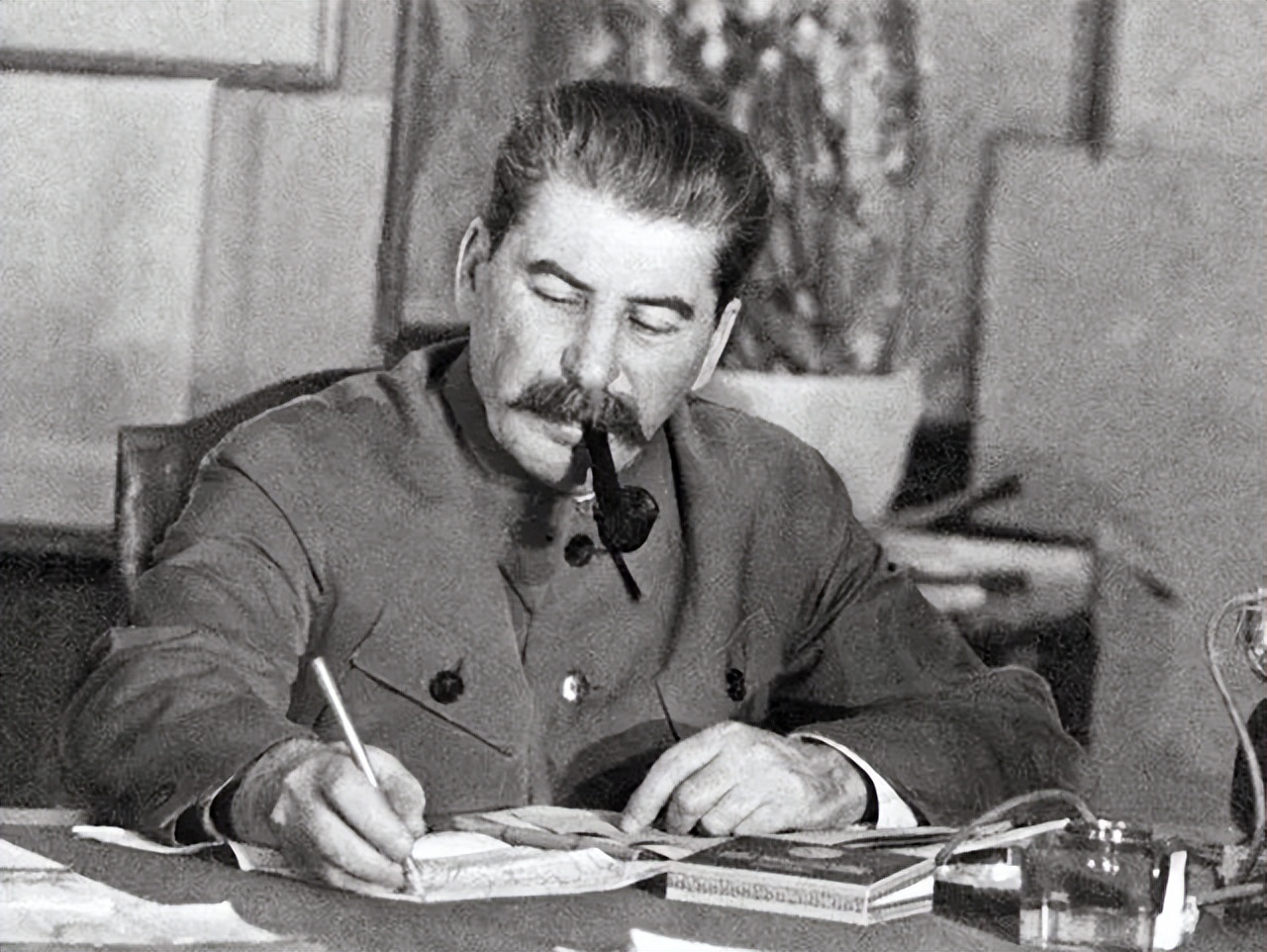 �͸���������̣�˹�������о����ϻ���3���ʣ�����˵��һ�λ�