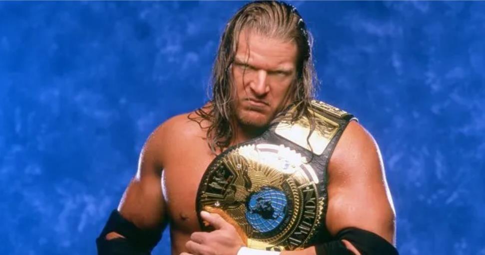 HHH因心力衰竭，宣布退役，WWE擂台上不再有“游戏之王”