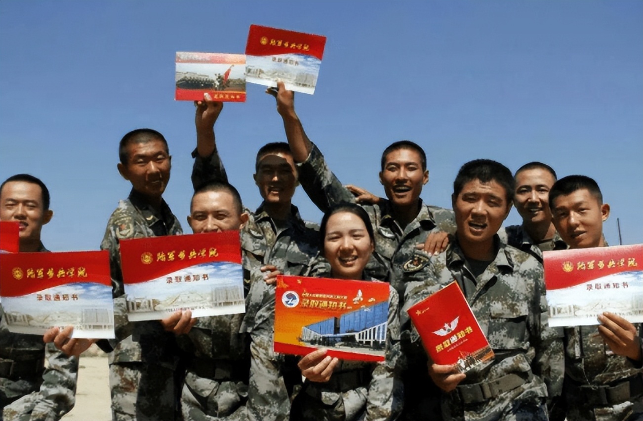 大学生入伍好处再次升级，可享减免学费考研加分，还有免试专升本