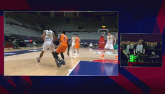 李添荣头部及颈部损伤（李添荣头部和颈部损伤！上海男篮连夜向联盟申诉争议判罚）