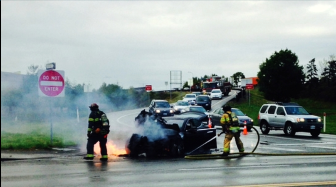 作为最能带货的车主，我也带不动翻车的蔚来公关了