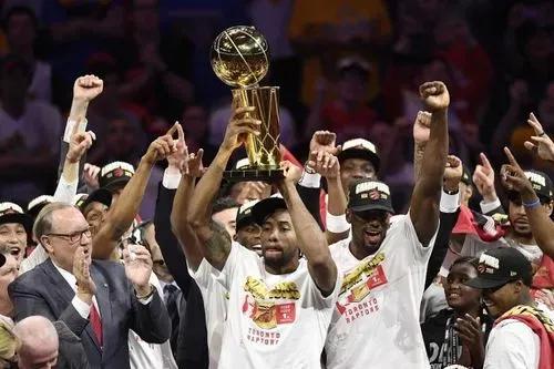 近20年NBA历届总冠军一览，热火、湖人平分秋色，勇士独占鳌头