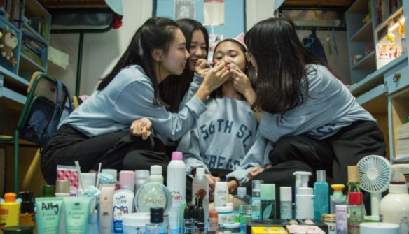 大学生重拾“现金支付”，是流行新趋势吗？被00后心酸回答破防了