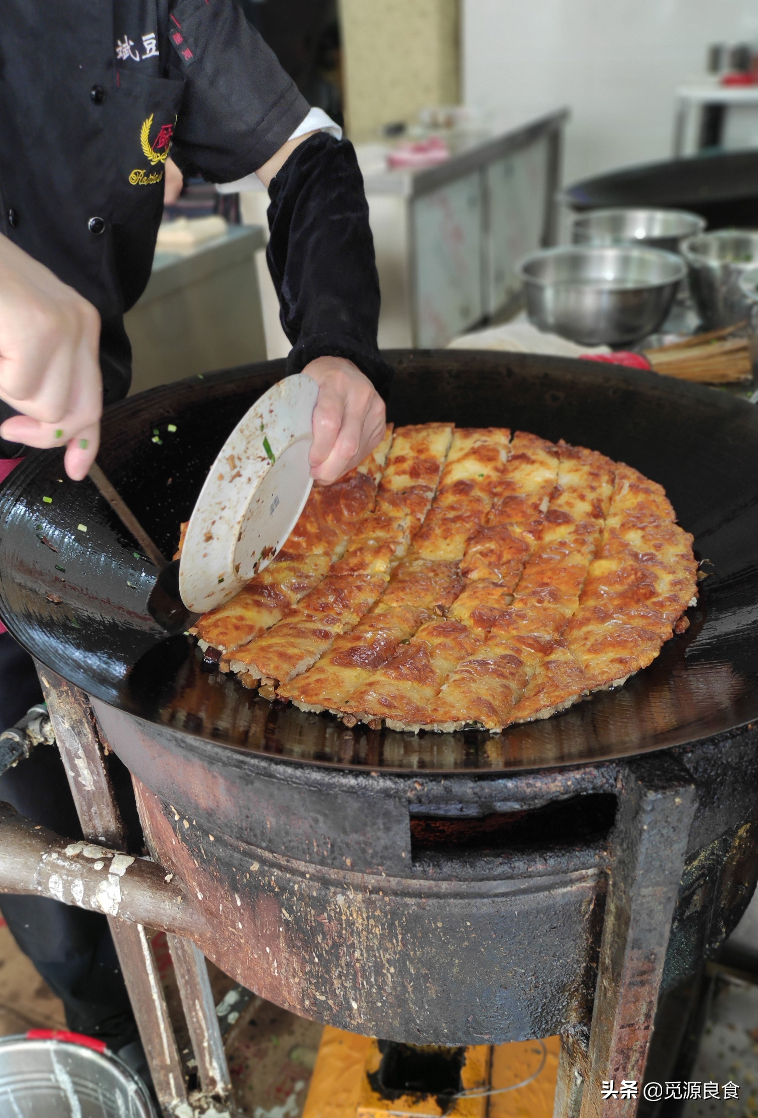 武汉特色早点，“最心仪”的7家豆皮馆子，值得不睡懒觉去排长队