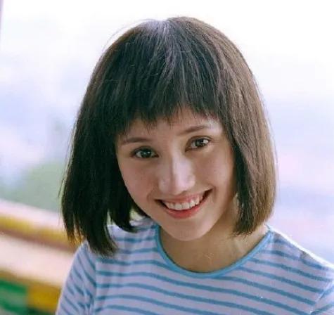 中戏96届“八大金钗”：曾黎最美艳，章子怡运气好，秦海璐太古怪