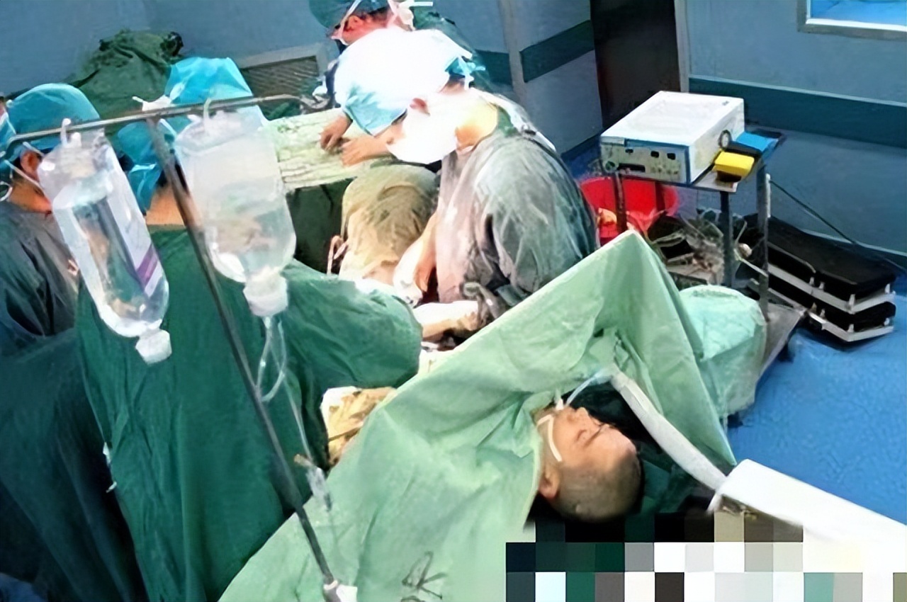 变性人手术过程及图片(17年前) - 赤虎壹号