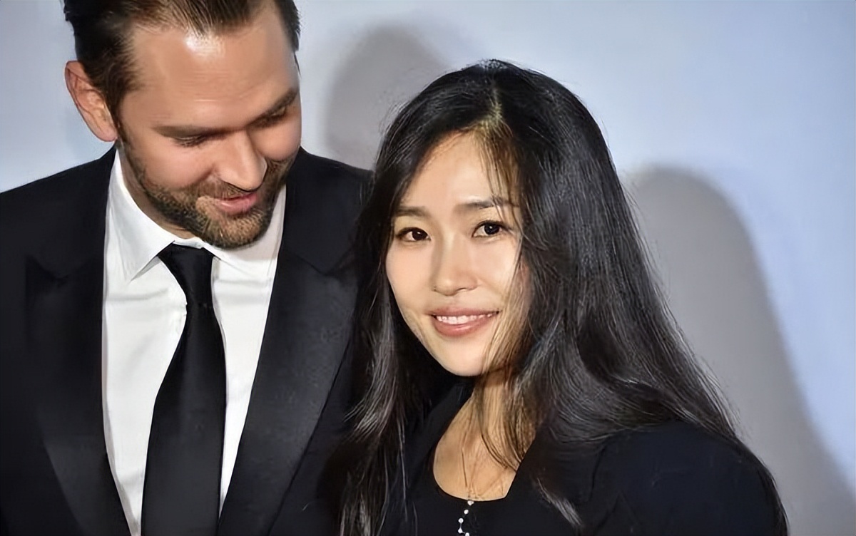 张末:两次目睹父亲张艺谋移情别恋,母亲的悲剧却在自己身上重演