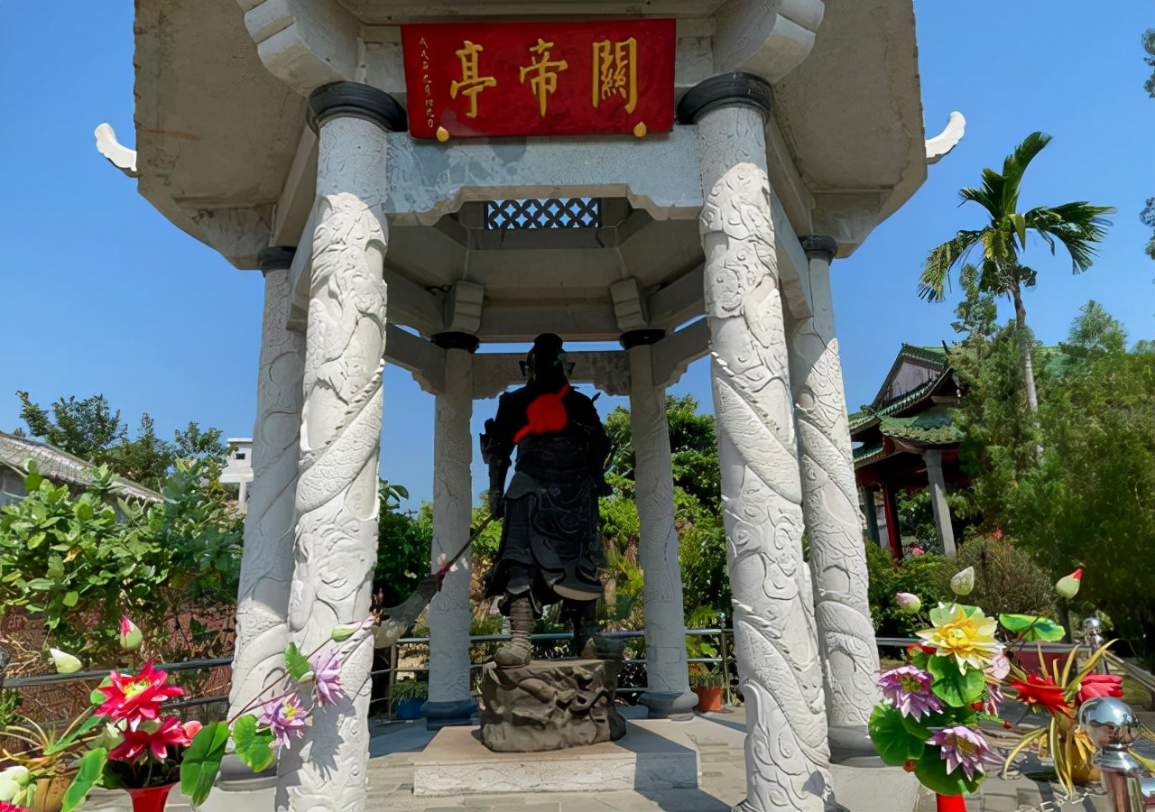 儋州印象：苏轼与关公哪个该更亲切一些，感觉东坡在这儿受委屈了