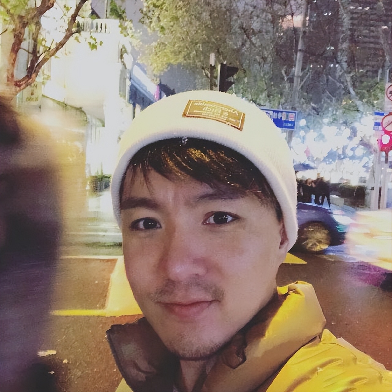 因饰演三毛爆红，14岁秃顶植发挨300多针，童星孟智超怎么消失了