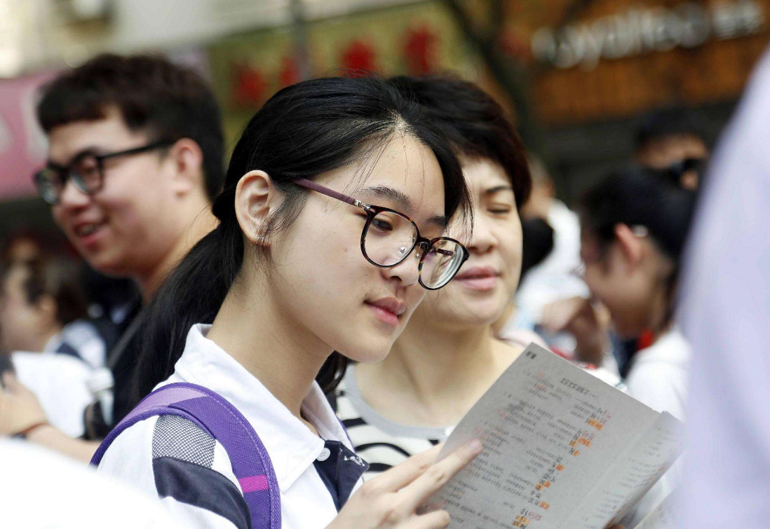 2022年高考，四类学生“无缘考试”，家长发愁，孩子前途怎么办