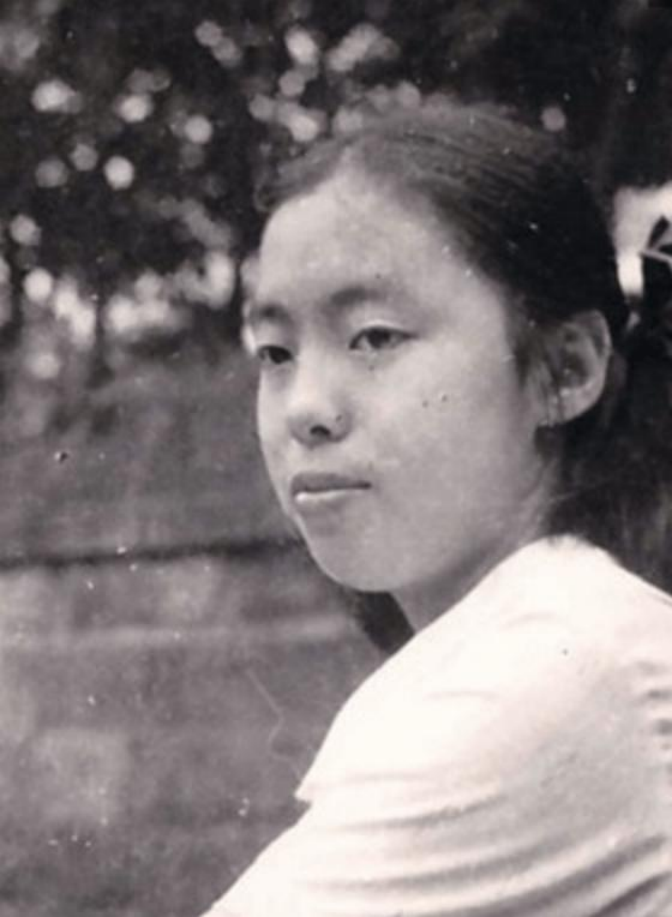 歌手黄绮珊：三婚三离，膝下无儿无女，54岁只有“干儿子”杜海涛