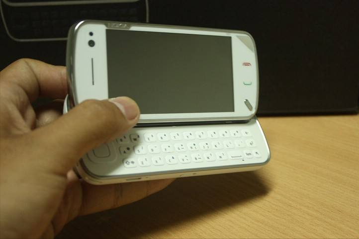 曾经卖1万元的诺基亚“神机”，如今200元无人问津