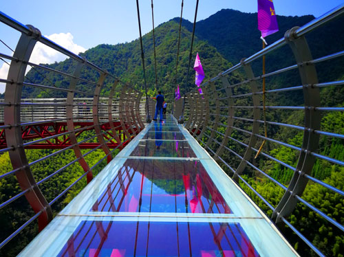 浙江旅游：绿色中国行走进金华磐安（图）