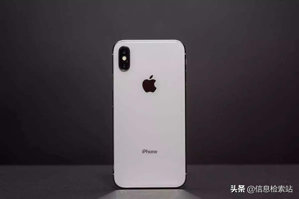 iPhone  X换发新生，256G上线卖1819元！首批用户是怎么想的？