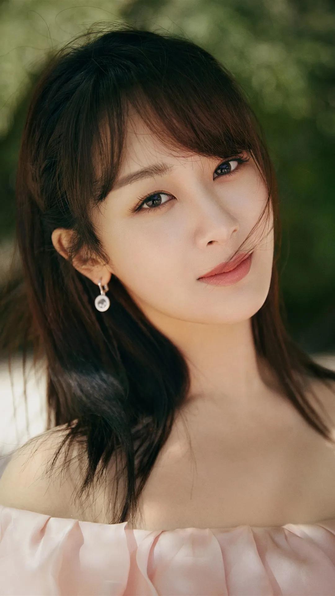 92年北京女演员杨紫，当年的《家有儿女》邻家妹妹小雪