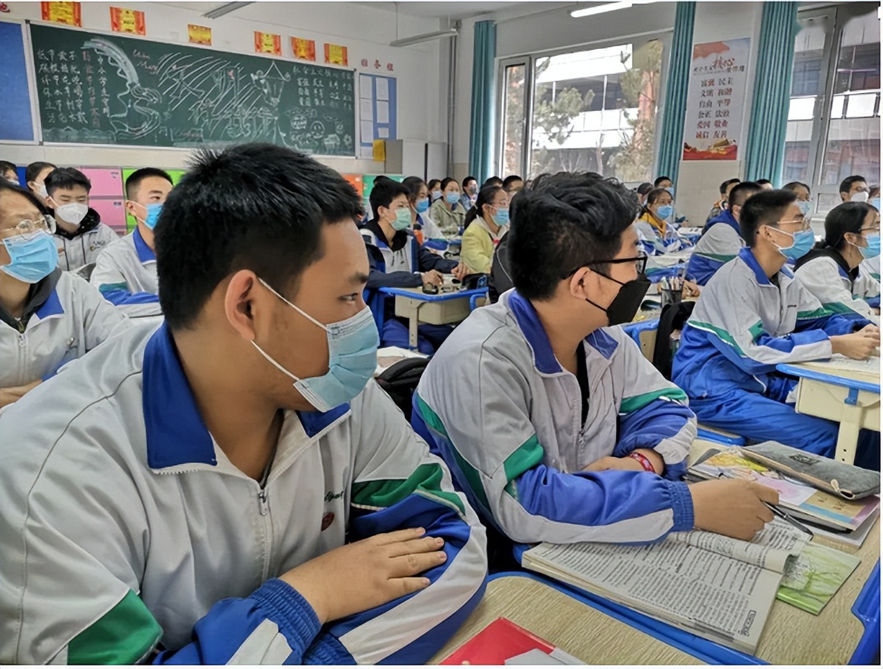 中国大学排名“大洗牌”，武大成黑马，11所双非院校进入百强